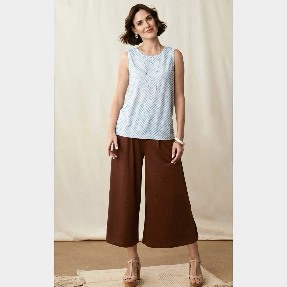 Matilda Jane Enchanted Garden Alice Textured Wide Leg Cropped Pants Medium